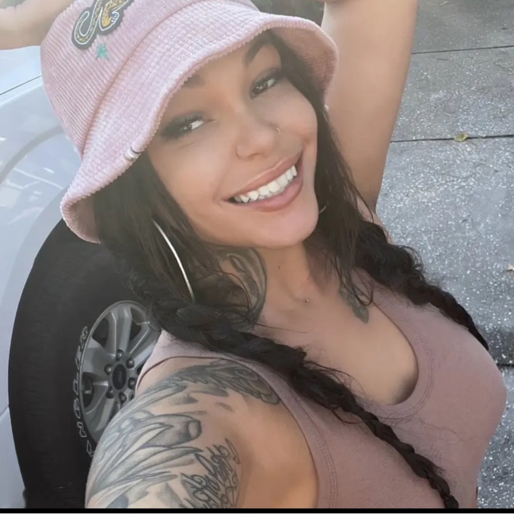 Meet your Posher, Lex